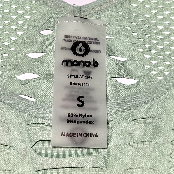 NEW 3 Mono B Sports Bras - Picture 5 of 5